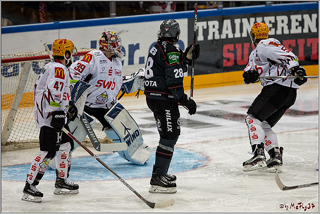 Koelner Haie - Pinguins Bremerhaven, 25.10.2016